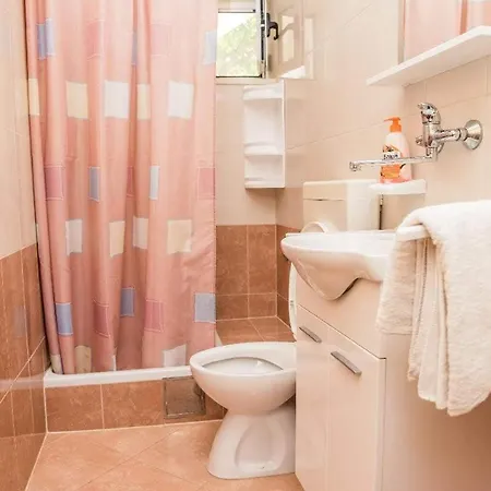 Rozina Apartman Vinisce